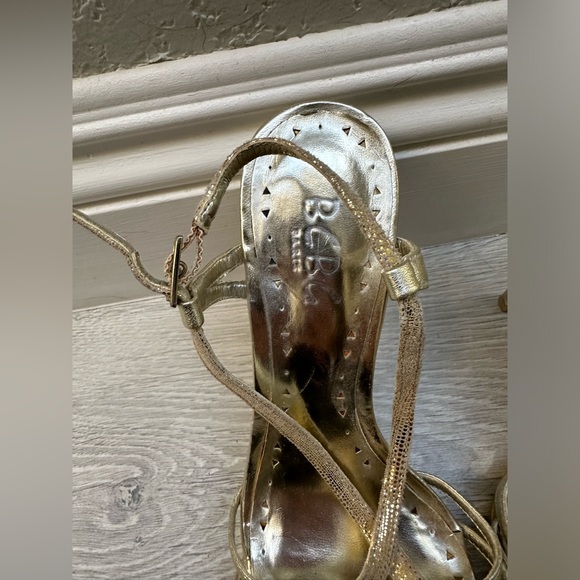 BCBG Paris open toe high heels size 6 - Picture 11 of 16